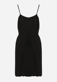 Born2be - Czarna Sukienka z Regulowanymi Ramiączkami z Materiałowym Paskiem Liata. Okazja: na spacer, na imprezę. Typ kołnierza: dekolt w kształcie V. Kolor: czarny. Materiał: materiał. Długość rękawa: na ramiączkach. Sezon: lato #5