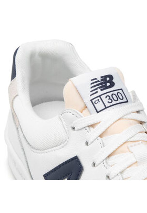 New Balance Sneakersy CT300WY3 Beżowy. Kolor: biały. Materiał: skóra