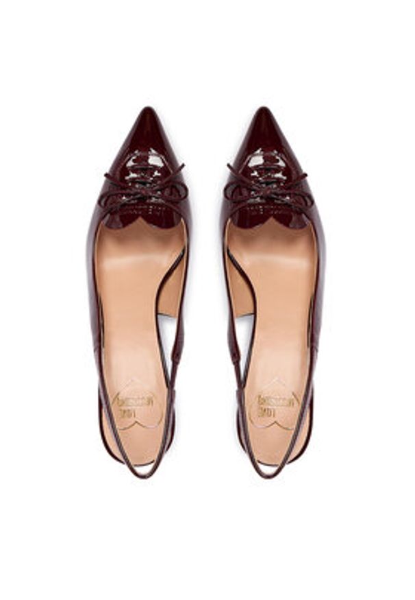Love Moschino - LOVE MOSCHINO Szpilki JA10517G0NIH0556 Bordowy. Kolor: czerwony. Materiał: lakier, skóra. Obcas: na szpilce