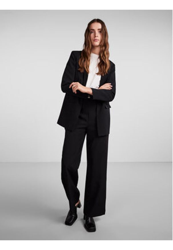 Pieces Spodnie materiałowe Bossy 17140744 Czarny Loose Fit. Kolor: czarny. Materiał: syntetyk