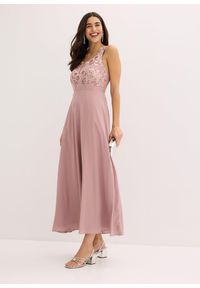 bonprix - Długa sukienka z aplikacją z cekinów. Typ kołnierza: dekolt gorset. Kolor: różowy. Materiał: szyfon. Wzór: aplikacja. Typ sukienki: gorsetowe. Styl: wizytowy, elegancki. Długość: maxi #3