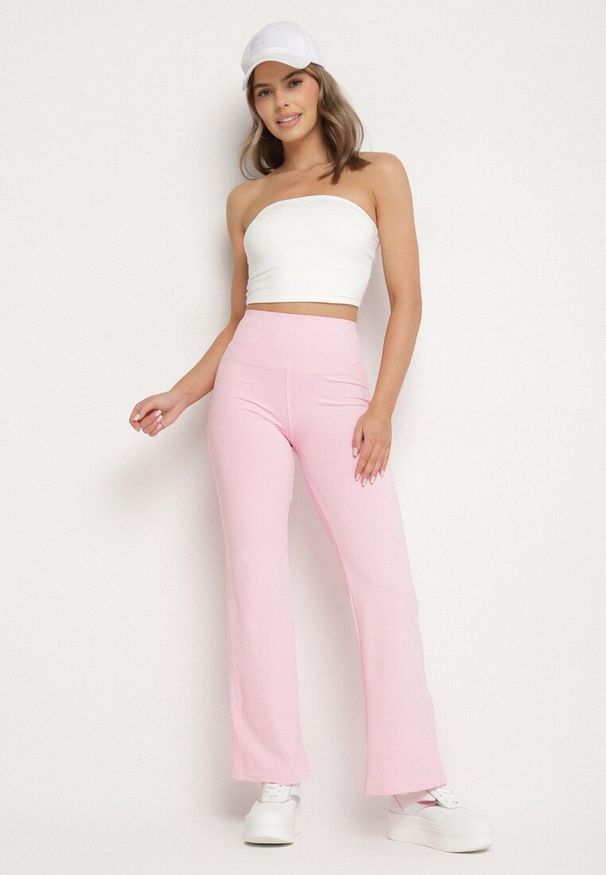 Born2be - Różowe Legginsy Dzwony z Wysokim Stanem i Szeroką Gumką w Talii Idoreia. Okazja: na co dzień. Stan: podwyższony. Kolor: różowy. Styl: casual, elegancki