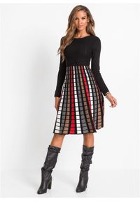 bonprix - Sukienka dzianinowa w kratę. Kolor: czarny. Materiał: dzianina #1