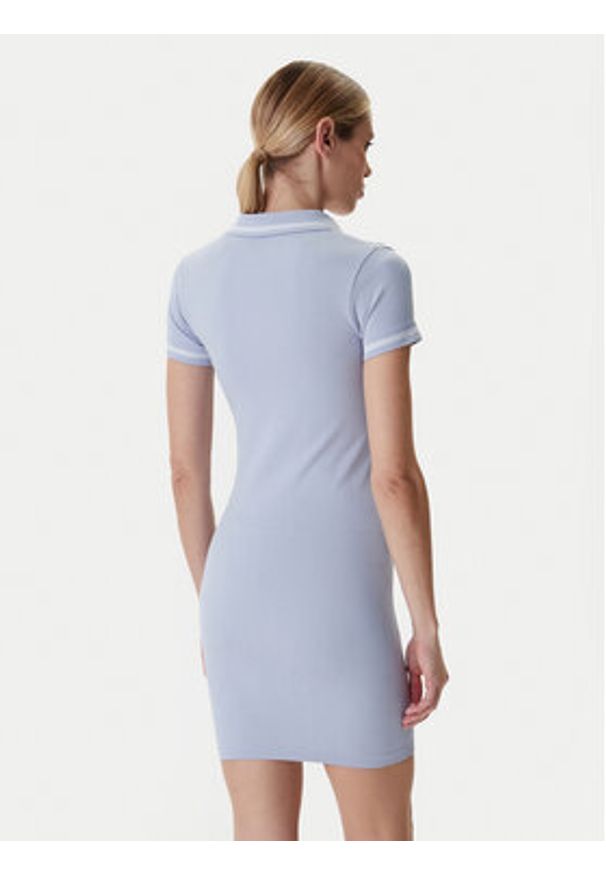 Guess Sukienka codzienna V6RK02 Z4692 Niebieski Regular Fit. Okazja: na co dzień. Kolor: niebieski. Materiał: syntetyk. Typ sukienki: proste. Styl: casual