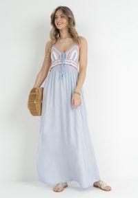 Born2be - Jasnoniebieska Sukienka Wing In. Kolor: niebieski. Materiał: bawełna. Długość rękawa: na ramiączkach. Wzór: aplikacja. Sezon: lato. Długość: maxi #1