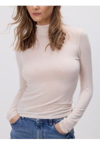 Reserved - Longsleeve z dodatkiem wełny - beżowy. Kolor: beżowy. Materiał: wełna. Długość rękawa: długi rękaw