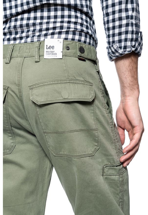 Lee - SPODNIE MĘSKIE LEE CARPENTER LICHEN GREEN L70YLD82 112118767