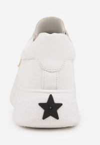 Renee - Białe Sneakersy Vices na Grubej Podeszwie Zdobione Aplikacją Aranellis. Okazja: na co dzień. Kolor: biały. Materiał: jeans. Wzór: aplikacja #4