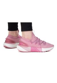 Buty treningowe damskie Under Armour W Hovr Phantom 3. Zapięcie: sznurówki. Kolor: różowy. Materiał: tkanina, materiał, guma, syntetyk. Szerokość cholewki: normalna