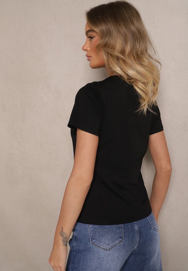 Renee - Czarny Casualowy Bawełniany T-shirt Rivali. Okazja: na co dzień. Kolor: czarny. Materiał: bawełna. Styl: casual
