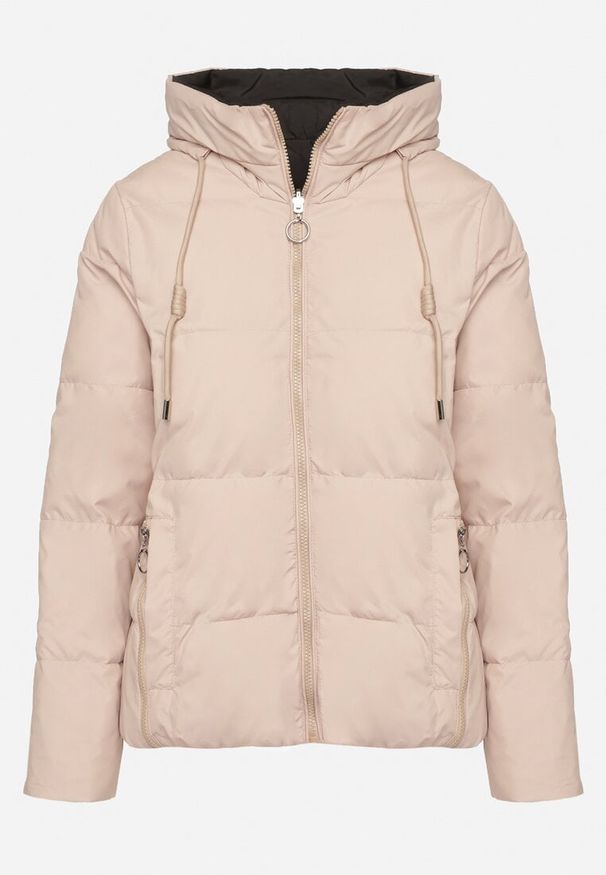 Born2be - Jasnobeżowa Dwustronna Kurtka Pikowana Ozdobiona Sznurkami Mivvena. Okazja: na co dzień. Kolor: beżowy. Materiał: jeans. Długość rękawa: długi rękaw. Długość: długie. Wzór: aplikacja. Styl: casual