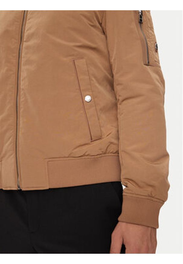 BOSS - Boss Kurtka bomber H-Comber 50519981 Beżowy Regular Fit. Kolor: beżowy. Materiał: syntetyk