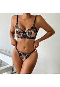 Intica - Komplet bielizny koronkowej z haftem na specjalne okazje Levica. Kolor: czarny. Materiał: koronka. Wzór: haft #4