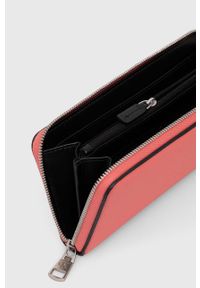 Calvin Klein Jeans portfel damski kolor różowy. Kolor: różowy #4