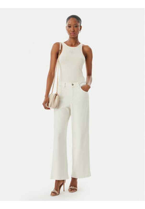 Guess Top W6RP39 KD092 Beżowy Regular Fit. Kolor: beżowy. Materiał: syntetyk