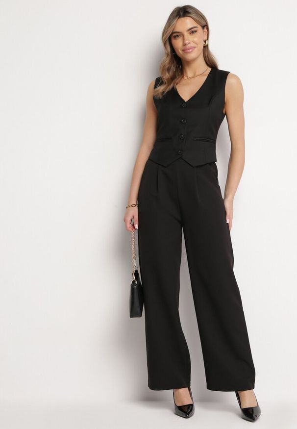 Born2be - Czarne Eleganckie Spodnie z Szerokimi Nogawkami Kahinuni. Kolor: czarny. Materiał: tkanina. Wzór: gładki. Styl: elegancki