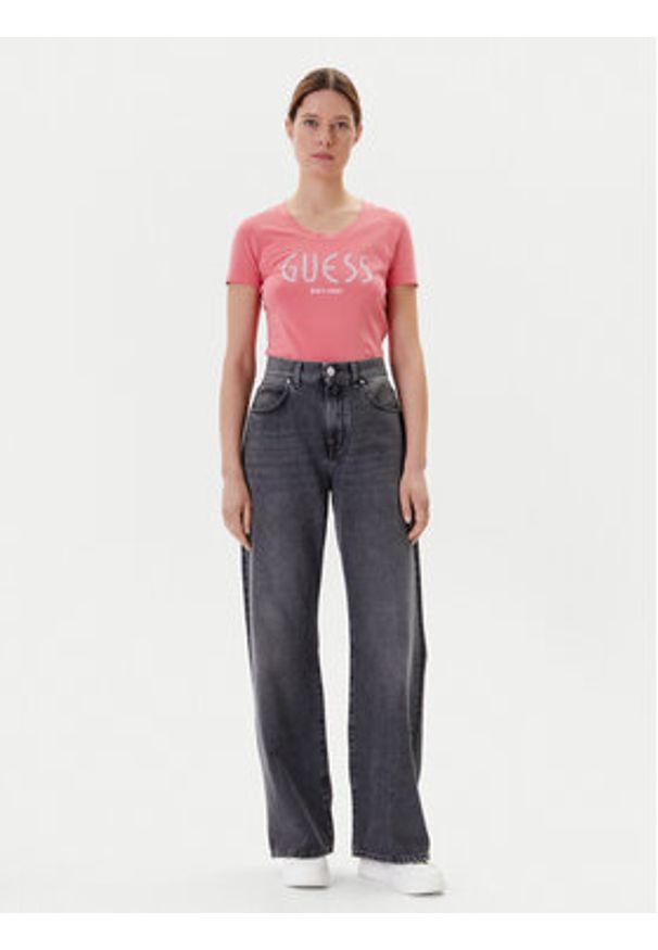 Guess T-Shirt W5YI05 J1314 Różowy Regular Fit. Kolor: różowy. Materiał: bawełna