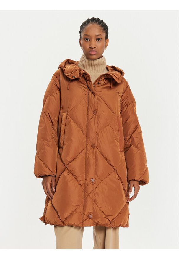 Weekend Max Mara Płaszcz zimowy Guelfo 2425496092 Brązowy Regular Fit. Kolor: brązowy. Materiał: syntetyk. Sezon: zima