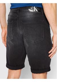 Calvin Klein Jeans Szorty jeansowe J30J320525 Czarny Slim Fit. Kolor: czarny. Materiał: bawełna #5