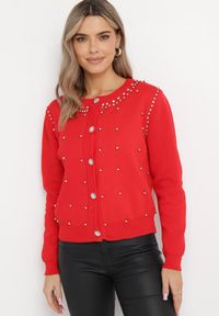 Born2be - Czerwony Wiskozowy Sweter z Ozdobnymi Guzikami Cyrkoniami i Metalicznymi Koralikami Leopoldi. Kolor: czerwony. Materiał: wiskoza. Długość rękawa: długi rękaw. Długość: długie #5