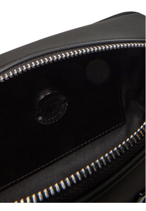 Love Moschino - LOVE MOSCHINO Torebka JC4255PP0MKD000B Czarny. Kolor: czarny. Materiał: skórzane