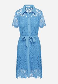 Born2be - Niebieska Koszulowa Sukienka Koronkowa z Wiązanym Paskiem Sachaela. Kolor: niebieski. Materiał: koronka. Typ sukienki: koszulowe. Długość: midi #2