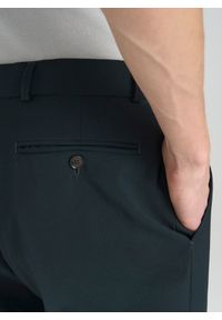 Pako Lorente - PAKO LORENTE – Wełniane zielone spodnie garniturowe. Kolor: zielony. Materiał: wełna. Styl: elegancki #6
