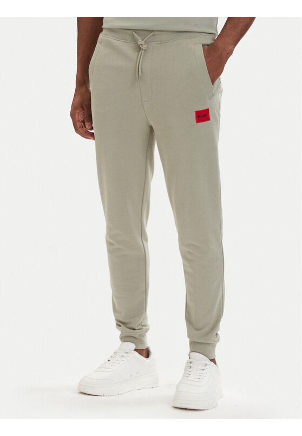 Hugo - HUGO Spodnie dresowe Doak212 50447963 Zielony jasny Regular Fit. Kolor: zielony. Materiał: bawełna