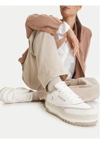 Reebok Sneakersy EO-CLUB C EXTRA 100201420 Beżowy. Kolor: beżowy. Materiał: skóra, syntetyk. Model: Reebok Club #5