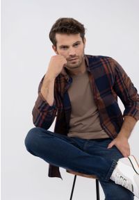 Volcano - Koszula w kratę, Slim Fit, K-JOSE. Okazja: na co dzień. Typ kołnierza: button down. Materiał: bawełna, materiał. Długość rękawa: długi rękaw. Długość: długie. Sezon: jesień. Styl: casual, elegancki #1