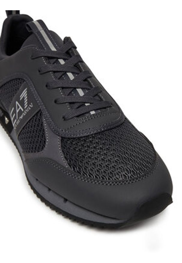 EA7 Emporio Armani Sneakersy X8X027 XK050 D186 Szary. Kolor: szary. Materiał: materiał