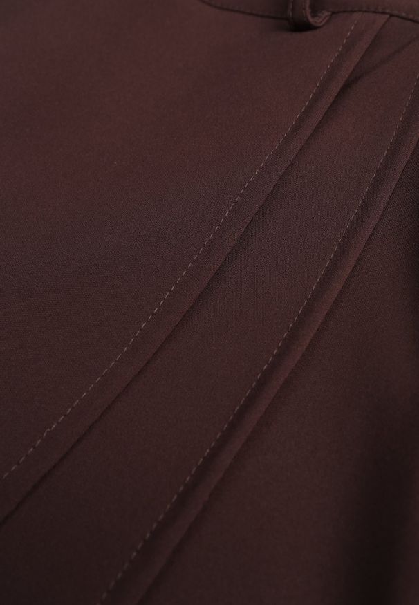 Born2be - Brązowe Eleganckie Spódnico-Szorty z Wysokim Stanem o Asymetrycznym Kroju Tinalina. Okazja: na imprezę, do pracy, na co dzień. Stan: podwyższony. Kolor: brązowy. Długość: krótkie. Styl: elegancki