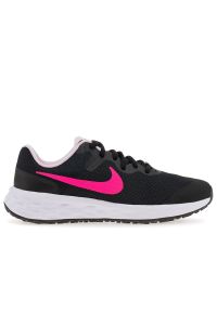 Buty Nike Revolution 6 DD1096-007 - czarne. Zapięcie: sznurówki. Kolor: czarny. Materiał: guma. Szerokość cholewki: normalna. Model: Nike Revolution