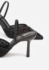Renee - Czarne Szpilki Slingback Zdobione Perełkami i Cekinami Irifera. Okazja: na co dzień. Zapięcie: bez zapięcia. Kolor: czarny. Materiał: satyna, jeans. Wzór: aplikacja. Obcas: na szpilce. Styl: casual, elegancki #6