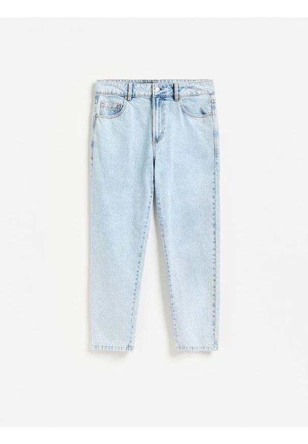 Reserved - Jeansy carrot z efektem sprania - niebieski. Kolor: niebieski. Materiał: jeans