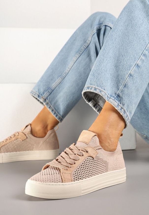 Born2be - Różowe Sneakersy z Siateczkową Cholewką Taslio. Okazja: na co dzień. Kolor: różowy. Szerokość cholewki: normalna