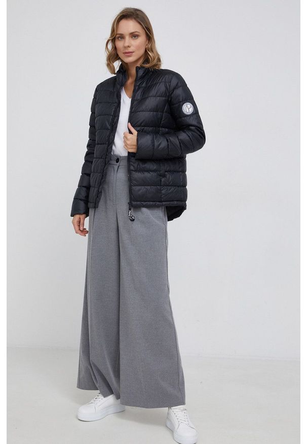 Pepe Jeans Kurtka Fany damska kolor czarny przejściowa. Okazja: na co dzień. Kolor: czarny. Długość: długie. Styl: casual