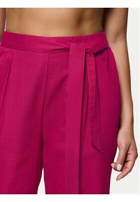 Triumph Spodnie materiałowe Summer 10222571 Różowy Relaxed Fit. Kolor: różowy. Materiał: bawełna