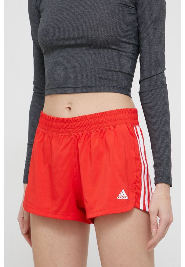 adidas Performance szorty sportowe HD9588 damskie kolor czerwony gładkie high waist. Stan: podwyższony. Kolor: czerwony. Materiał: skóra, poliester, materiał. Wzór: gładki. Styl: sportowy