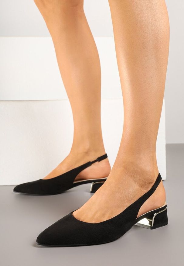 Renee - Czarne Sandały Typu Slingback ze Skórzaną Wkładką i Metaliczną Wstawką Wevessa. Okazja: na co dzień. Zapięcie: sprzączka. Kolor: czarny. Materiał: skóra. Styl: elegancki, casual