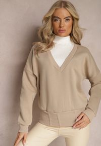 Renee - Beżowa Bawełniana Bluza z Trójkątnym Dekoltem Hydralia. Typ kołnierza: dekolt w serek. Kolor: beżowy. Materiał: bawełna. Długość rękawa: długi rękaw. Długość: długie
