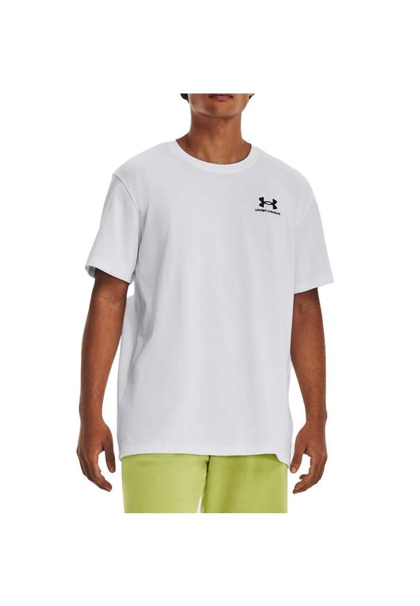 Gruba koszulka z wyhaftowanym logo Under Armour. Kolor: czarny, biały, wielokolorowy. Długość: długie. Wzór: haft