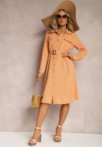 Renee - Pomarańczowa Koszulowa Sukienka Midi z Paskiem w Komplecie Neboa. Kolor: pomarańczowy. Typ sukienki: koszulowe. Długość: midi