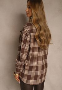 Renee - Brązowa Koszula z Bawełny Ozdobiona Kratą Monitela. Okazja: na co dzień. Kolor: brązowy. Materiał: bawełna. Wzór: aplikacja. Styl: klasyczny, casual #4