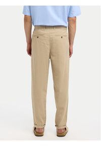 Selected Homme Chinosy 16092732 Beżowy Relaxed Fit. Kolor: beżowy. Materiał: bawełna