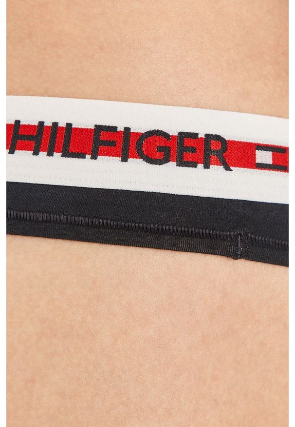 TOMMY HILFIGER - Tommy Hilfiger - Stringi. Kolor: niebieski
