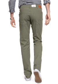 Wrangler - WRANGLER SPODNIE MĘSKIE ARIZONA MOSS GREEN W12OS5330. Materiał: materiał #9