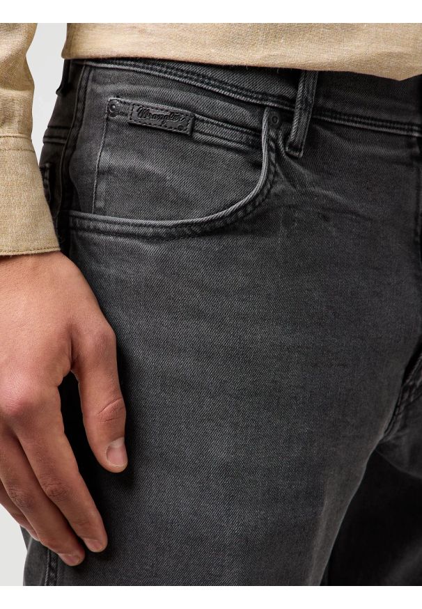 Wrangler - WRANGLER MĘSKIE SPODNIE JEANSOWE WRANGLER TEXAS WHISPERED WASH 112362477