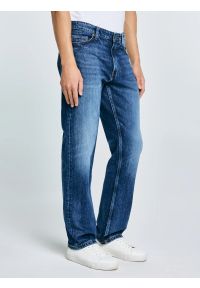 Big-Star - Jeansy męskie proste granatowe Colt 506. Okazja: na co dzień. Stan: podwyższony. Kolor: niebieski. Styl: klasyczny, casual #5