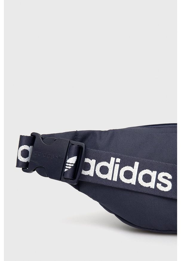 adidas Originals - Nerka. Kolor: niebieski. Materiał: materiał. Wzór: nadruk